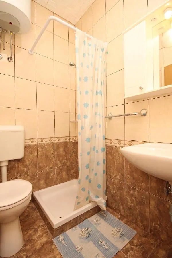 Apartments With A Swimming Pool Valbandon, Fazana - 7257