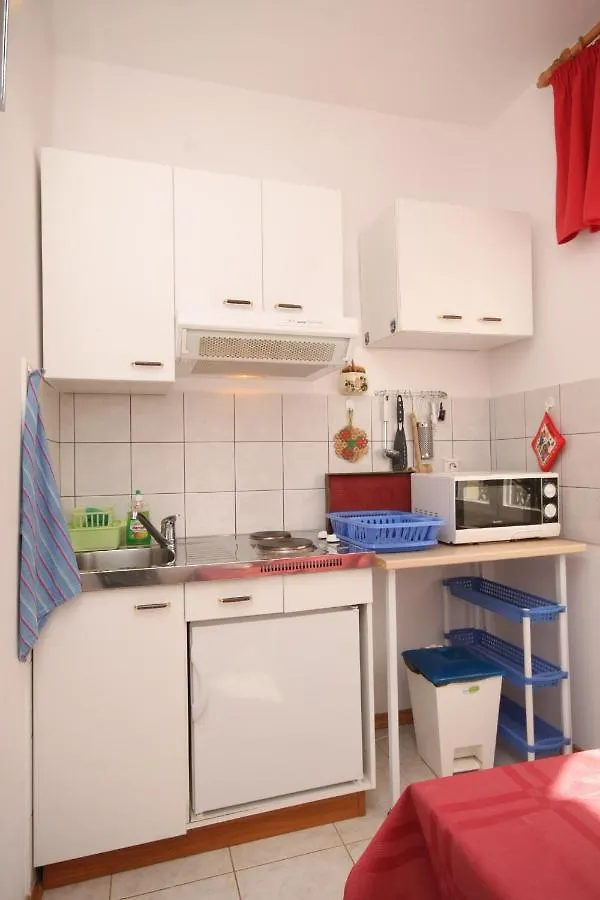 Apartments With A Swimming Pool Valbandon, Fazana - 7257
